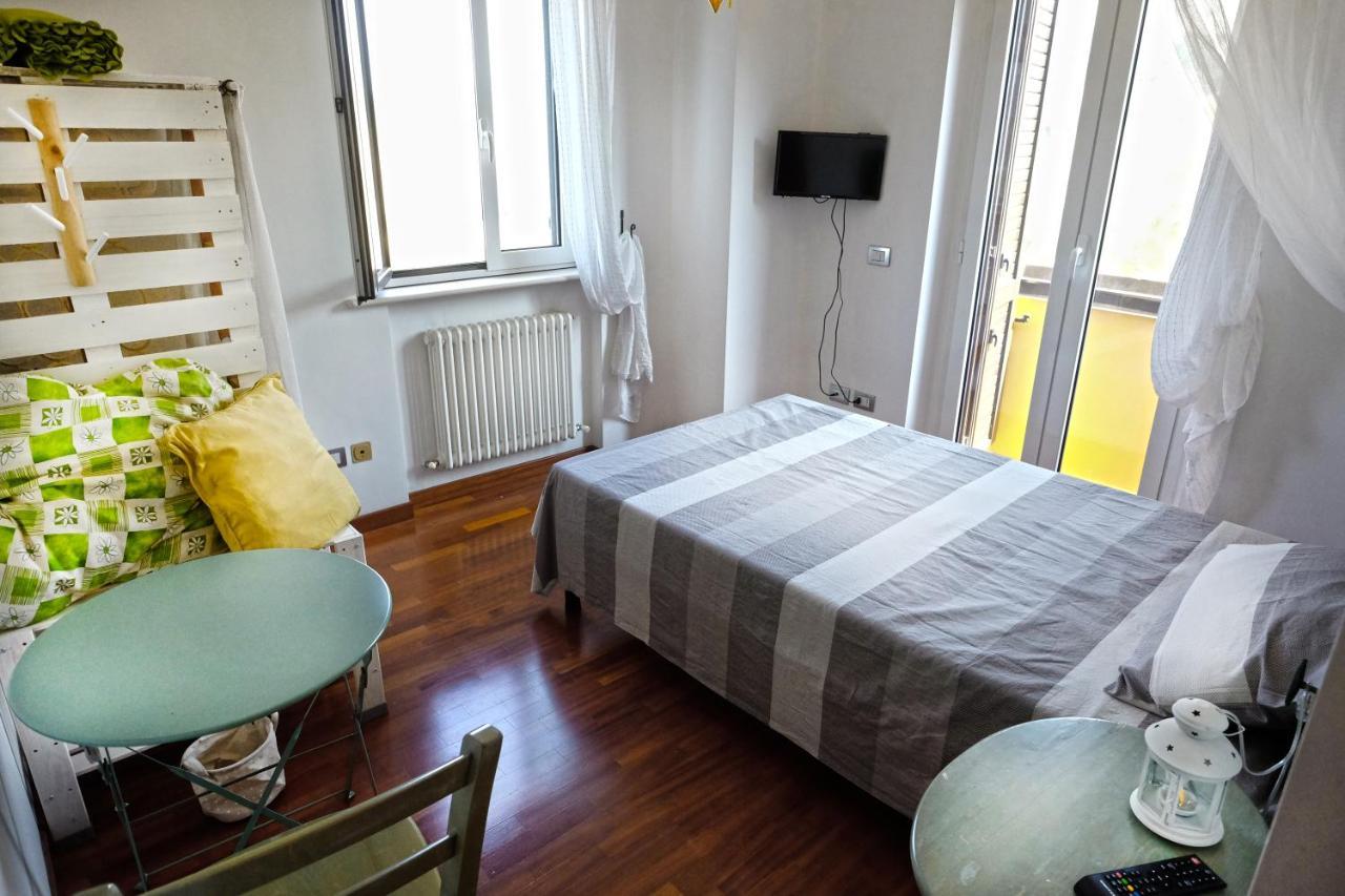 Vistazzurra B&B Ancône Extérieur photo